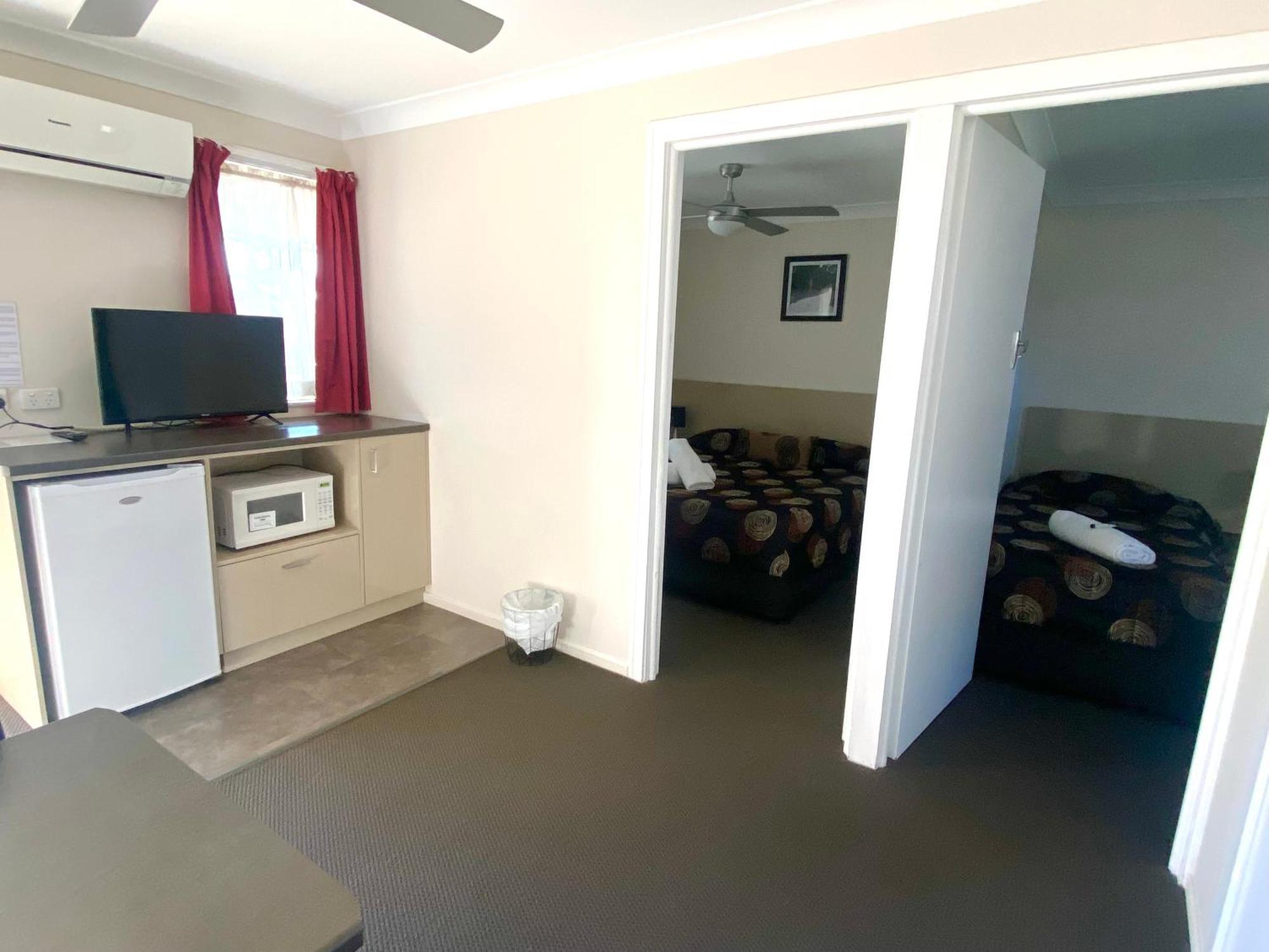 High Street Motor Inn Stanthorpe Bagian luar foto